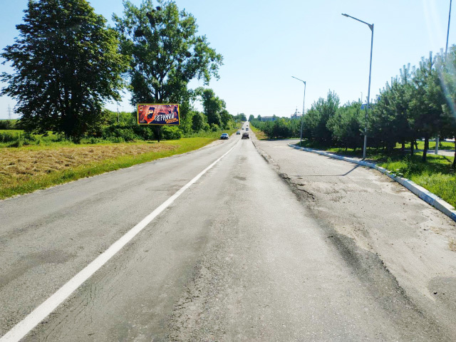 Щит 6x3, м. Золочів, вул. Львівська, вїзд в м. Золочів з напрямку м. Львів + АЗК ANP + жовта вітрозахисна люмінесцентна рамка Щит 6x3, м. Золочів, вул. Львівська, вїзд в м. Золочів з напрямку м. Львів + АЗК ANP + жовта вітрозахисна люмінесцентна рамка