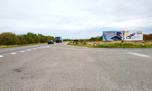 Щит 6x3,  вїзд в м. Олесько з напрямку м. Буськ/ м. Львів, на м. Броди, траса Львів - Київ (Е-40), на м. Київ, на Олеський замок, висока конструкція 