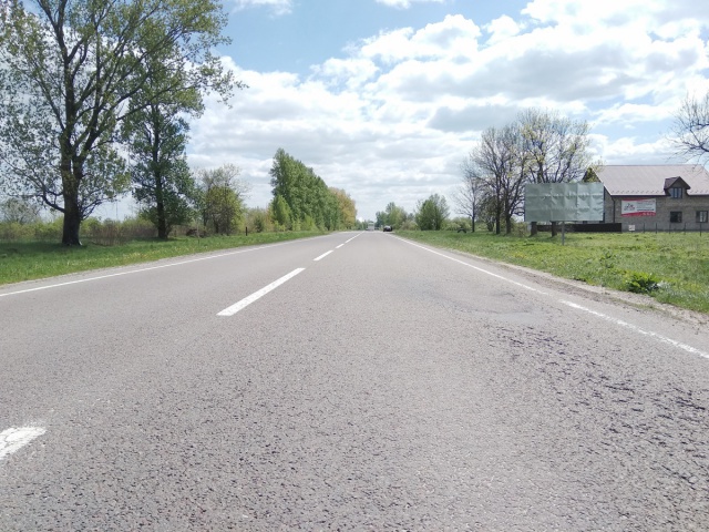 Щит 6x3,  на м. Жовква, поряд СТО Авто Воля, траса Львів- Рава-Руська (М-09)