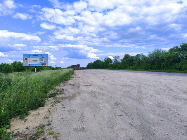 Щит 6x3,  м. Рава - Руська, вул. Львівська, с границы с Польшей, трасса Львов- Рава-Русская (М-09) + АЗС ОККО + АЗС Укрпетроль
