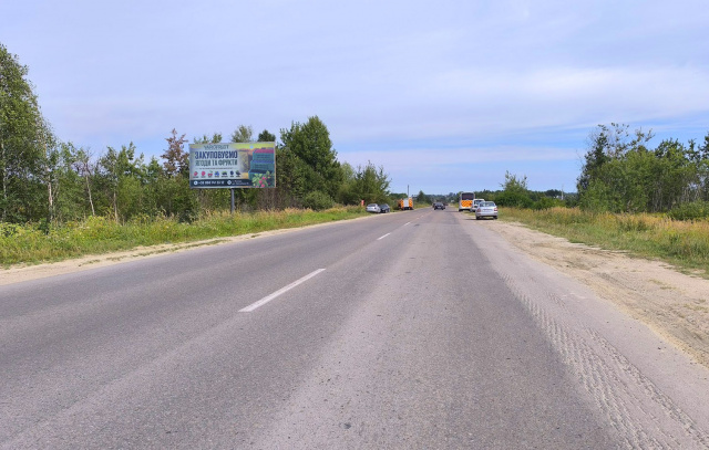 Щит 6x3,  Рясне - Руське, весь рух з м. Львів на м. Брюховичі, на с. Фійна, Майдан (гірськолижний витяг), на кордон з респ. Польща (Рава- Руська - Гребенне), великі промислові обєкти. 