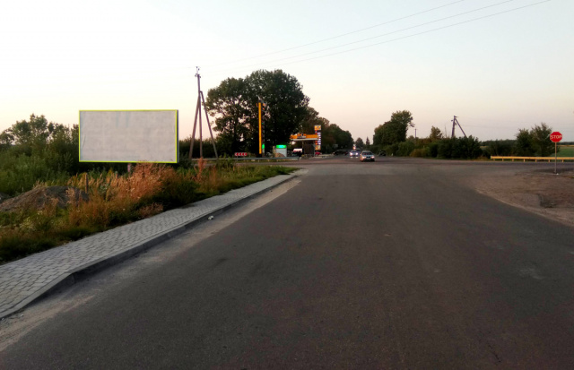Щит 6x3, м. Жовква, вул. Б.Хмельницького, виїзд з міста у напрямку м.Червоноград, м.Сокаль, м.Рава- Руська + АЗК LPG + жовта вітрозахисна люмінесцентна рамка Щит 6x3, м. Жовква, вул. Б.Хмельницького, виїзд з міста у напрямку м.Червоноград, м.Сокаль, м.Рава- Руська + АЗК LPG + жовта вітрозахисна люмінесцентна рамка