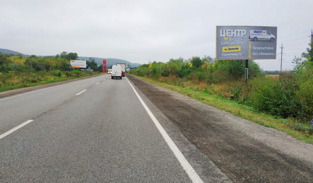 Щит 6x3, м. Золочів, виїзд на м. Львів, траса Львів - Тернопіль (Н-02) + АЗК Brent Oil + жовта вітрозахисна люмінесцентна рамка Щит 6x3, м. Золочів, виїзд на м. Львів, траса Львів - Тернопіль (Н-02) + АЗК Brent Oil + жовта вітрозахисна люмінесцентна рамка