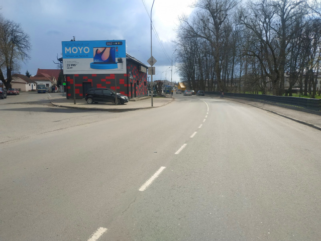 Щит 6x3,  м. Самбір, вул. Вокзальна, з/д вокзал, поряд торгові центри, щільний потік автотранспорту 
