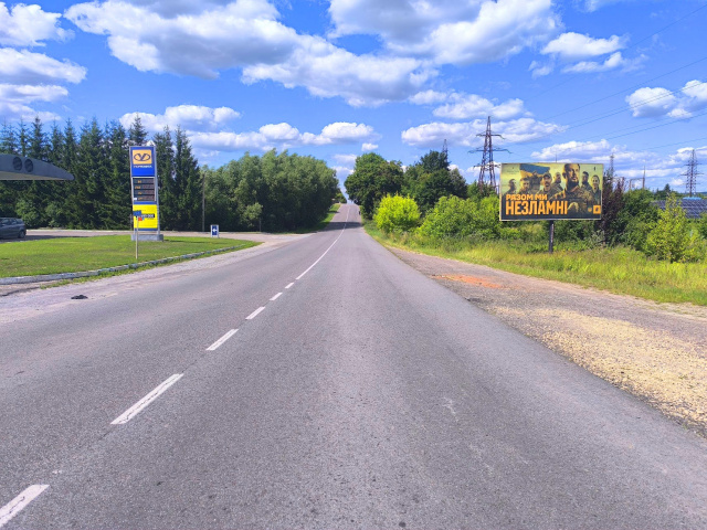 Щит 6x3,  м. Перемишляни, вїзд в м. Перемишляни з напрямку м. Рогатин, поряд АЗК + жовта вітрозахисна люмінесцентна рамка 