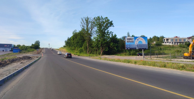 Щит 6x3,  вїзд в м. Львів з напрямку м. Жовква, Шептицький, поряд супермаркет АТБ, далі АЗК Сокар, логістичні компанії