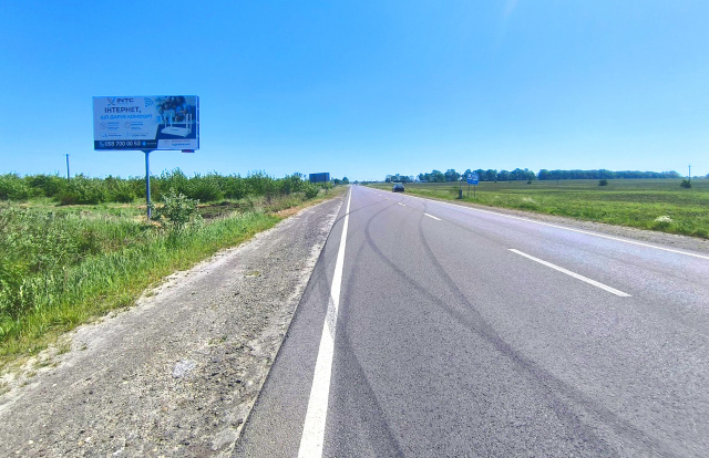 Щит 6x3,  на м. Самбір, м. Великий Любінь, поряд автомийка LuxWash, в межах населеного пункту с. Залужани, висока конструкція